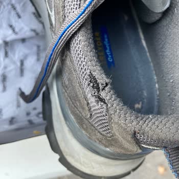 Greyder Ayakkabıda Kısa Sürede Dikiş Sökülmesi Ve Yetersiz Müşteri Hizmeti