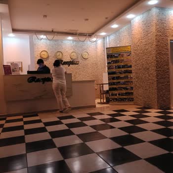 Alanya De Mare Otel'de Yoğunluk Ve Yetersiz Hizmet Nedeniyle Mağduriyet