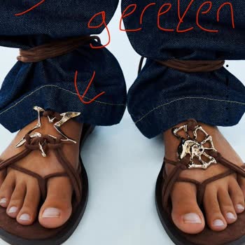 İki Sol Ayak Gönderildi, Muhatap Bulamıyorum!