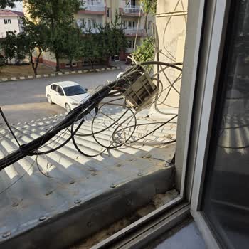 Van Ercişte Lojman İnternet Altyapısı Can Ve Mal Güvenliğini Tehdit Ediyor