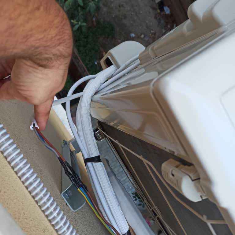 Klimanın Montajında Dış Ünite Kartı Yakıldı, 10 Gündür Çözüm Sunulmadı