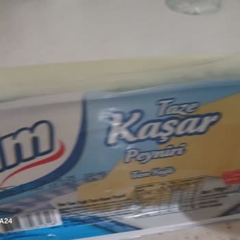 Aldığım İçim Kaşar Peynirinin Son Kullanma Tarihi Olmasına Rağmen Küflü Çıkması
