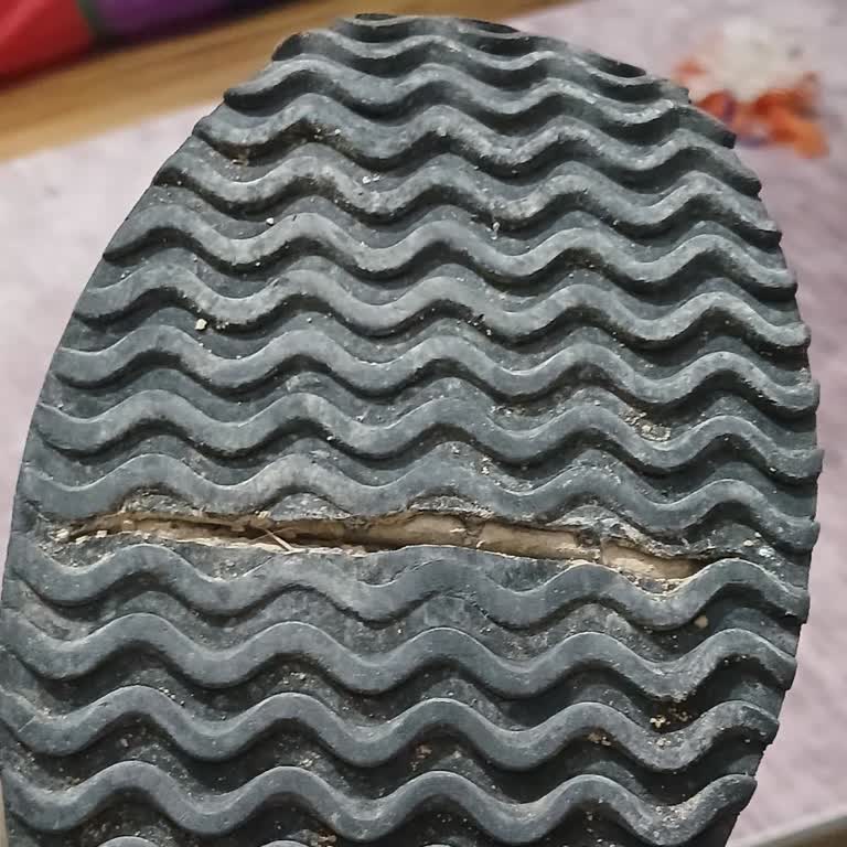 Lumberjack Kısa Sürede Yırtılan Ayakkabı İçin Olumsuz Garanti Deneyimi