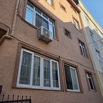 Evime İzinsiz Kablo Çekilerek Zarar Verildi