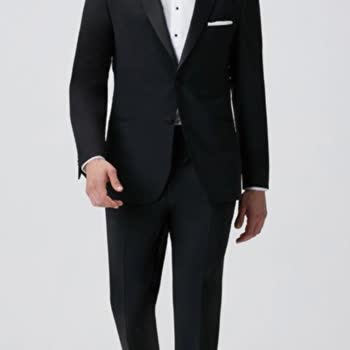 Düğün Öncesi Network Mağazasından Alınan Damatlığın Teslim Edilmemesi Ve Yetersiz Çözüm