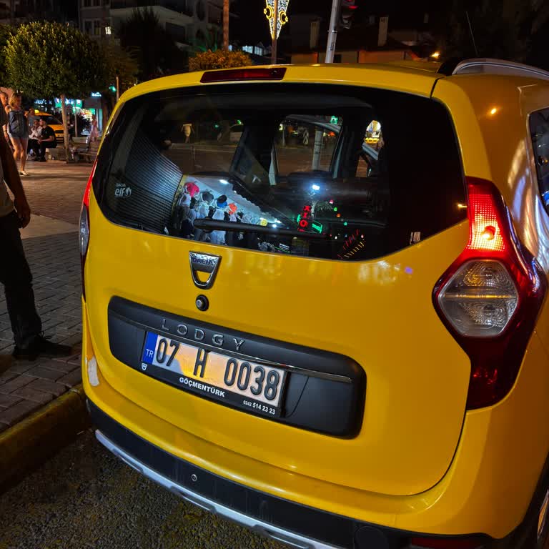 Alanya'da Taksicinin Kaba Davranışı Ve Yerli Müşteriye Ayrımcılık