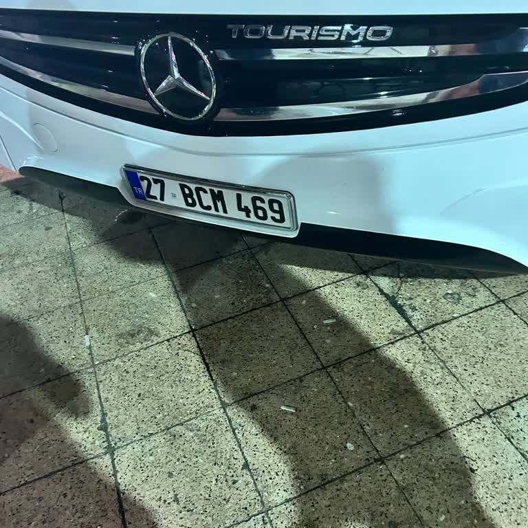 Otobüsün Kontrolsüz Girişi Yolcuları Tehlikeye Attı