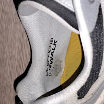 Skechers Ayakkabım Üç Ayda Yıprandı, Çözüm Sunulmadı!