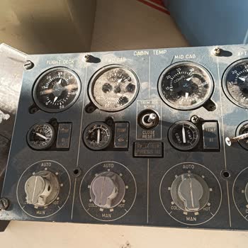 Mavi Atlas: Eğitimden Çok Ticarethane