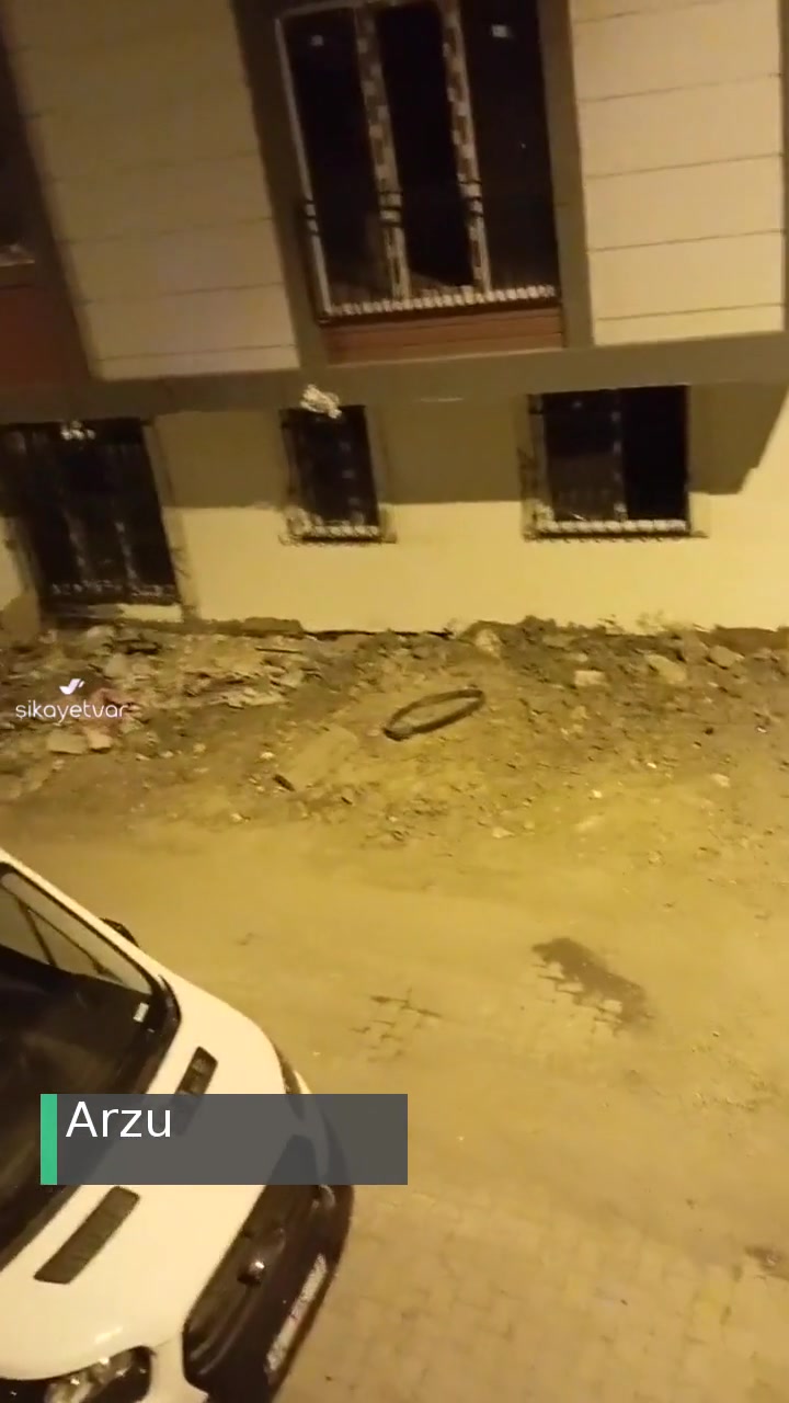 Küçükçekmece Belediyesi'nin Şikayete Geri Dönmesi videonun kapak resmi