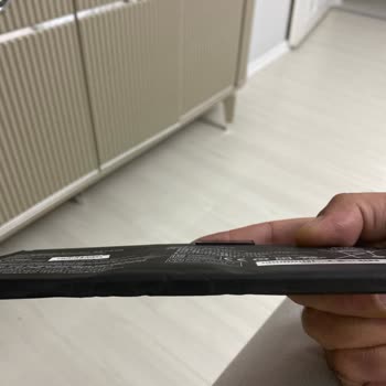 Batarya Şişmesi Nedeniyle Güvenlik Riski Ve Yüksek Servis Ücreti Mağduriyeti