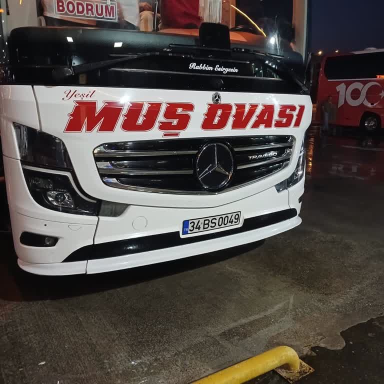 Otobüs Yolculuğunda Muavinin Saygısız Ve Kaba Davranışı