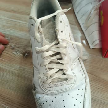 Ayakkabı Sorunu Ve İlgisiz Müşteri Hizmetleri