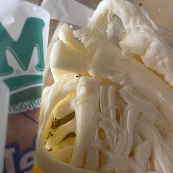 Şok Marketten Alınan Peynirde Ölü Sinek Şoku: Hijyen Ve Kalite Sorunu