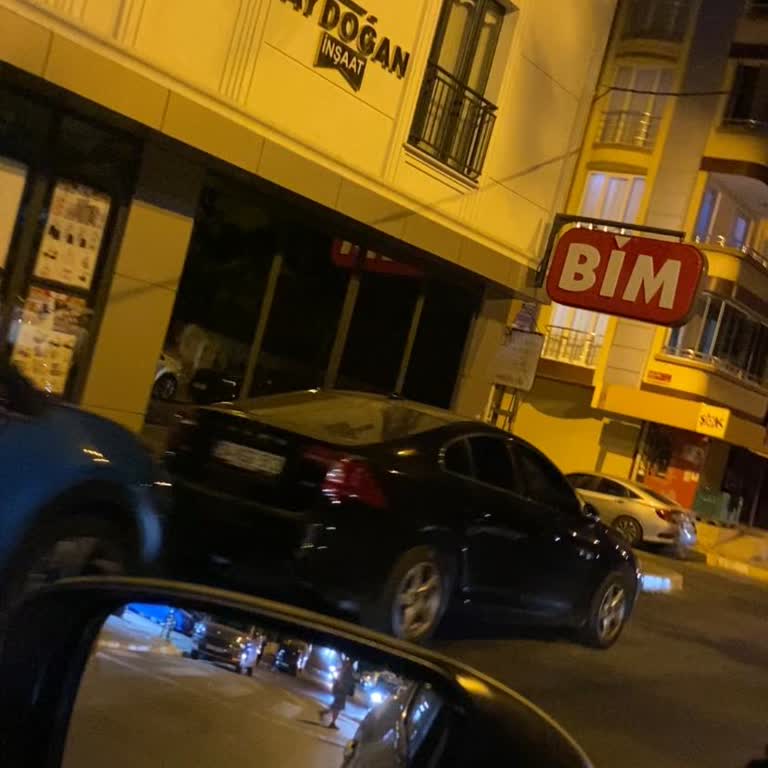 BİM Sevkiyat Aracının Tehlikeli Sürüşü Can Güvenliğimizi Tehlikeye Attı