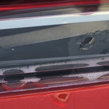 Sıfır Araçta Stop Lambalarının Su Alması Ve Garanti Kapsamı Sorunu