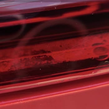 Sıfır Araçta Stop Lambalarının Su Alması Ve Garanti Kapsamı Sorunu