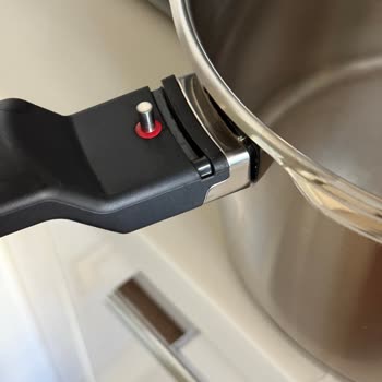 Kısa Sürede Gevşeyen Fissler Düdüklü Tencere Sapı Güvenlik Endişesi Yaratıyor