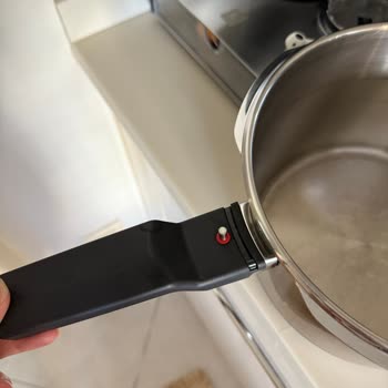 Kısa Sürede Gevşeyen Fissler Düdüklü Tencere Sapı Güvenlik Endişesi Yaratıyor