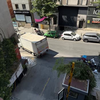 Bir Şubenin Otopark Kullanımı ve Çalışanlara Yönelik Davranışlar Hakkında Şikayet