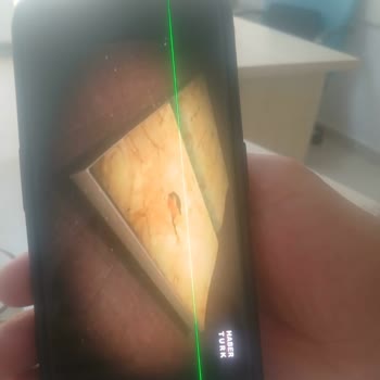 Realme GT2 Pro'da Kronik Yeşil Çizgi Ekran Sorunu Ve Garanti Mağduriyeti