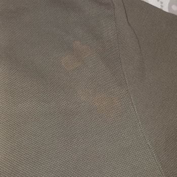 Sıvı Deterjan Kıyafetlerde Kalıcı Lekeler Bıraktı