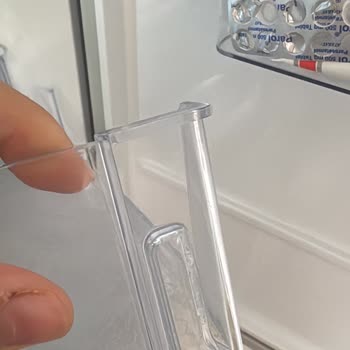 Buzdolabı Kapak Rafı Kırıldı, Garanti Kapsamı Dışında Bırakıldı