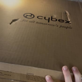 Kargo Görevlisinin Paketleri Yukarı Çıkarmaması Ve Hasarlı Teslimat