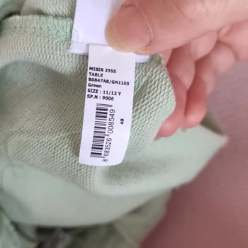 DeFacto Şortta İlk Kullanımda Kumaş Sorunu Ve Müşteri Hizmetlerinden Olumsuz Geri Dönüş