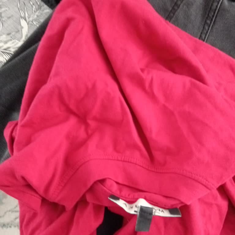 Manuka Oversize Tişörtlerde Kalite Düşüşü Ve Yorumların Silinmesi