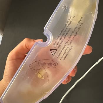 Roborock S8 Robotun Su Ve Toz Haznesinde Koku Ve Sararma Sorunu