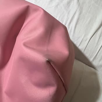 Longchamp Kısa Sürede Aşınan Çantaya Değişim Reddi Hayal Kırıklığı Yarattı