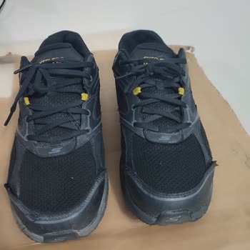 Skechers Ayakkabının Dikişleri Kısa Sürede Söküldü, Garanti Desteği Yok