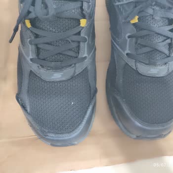 Skechers Ayakkabının Dikişleri Kısa Sürede Söküldü, Garanti Desteği Yok