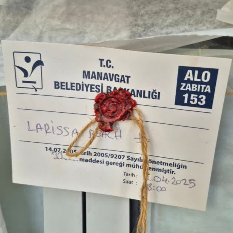 Rezervasyon Yapılan Otel Mühürlü Çıktı, Mağduriyet Giderilmiyor