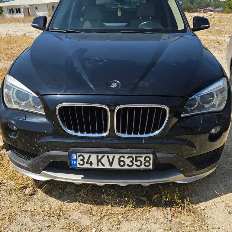 BMW X1 Ön Kaput Logosunun Kendiliğinden Düşmesi Ve Güven Kaybı