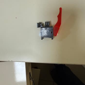 Kırılan Çekmece Parçası İçin Yüksek Yedek Parça Ücreti Ve Yetersiz Destek