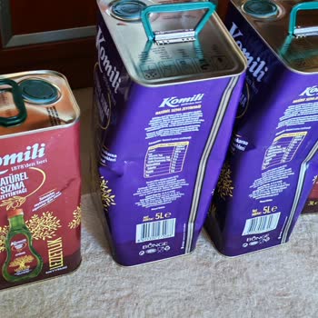 Aras Kargo İle Gelen Ürünler Hasarlı Ve Kötü Durumda Teslim Edildi