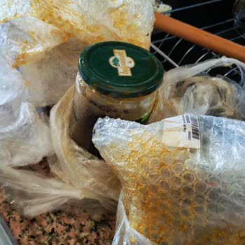 Aras Kargo İle Gelen Ürünler Hasarlı Ve Kötü Durumda Teslim Edildi