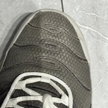 Yüksek Fiyatlı Nike Ayakkabı 1 Ayda Yırtıldı: İade Veya Değişim Talebi