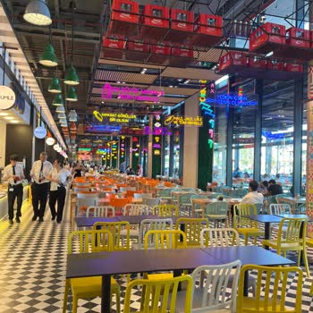 AVM Yemek Katında Yetersiz Klima Ve Havalandırma Sorunu