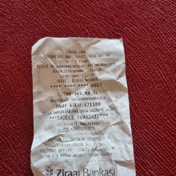 Sinema Salonunda Yetersiz Klima Nedeniyle Rahatsız Edici Film Deneyimi