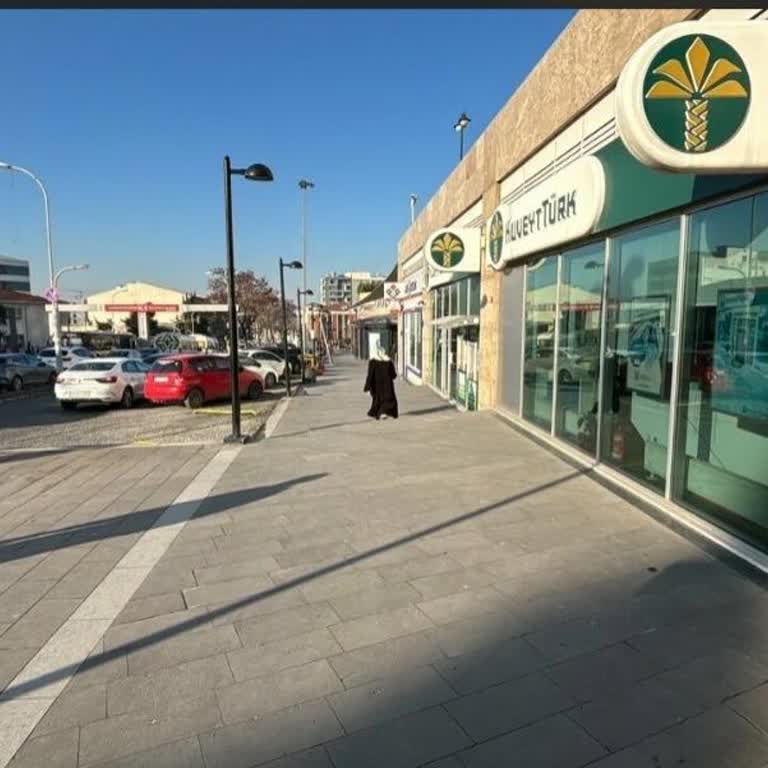 Kuveyt Türk Güneşli Şubesi'nde Kredi Kartı Başvurusunda Yaşanan İlgisizlik Ve Bilgi Eksikliği