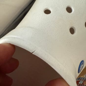 A101 Extra'dan Aldığım Crocs Terlikte Sorun Ve Değişim Sürecinde Yaşanan Zorluklar