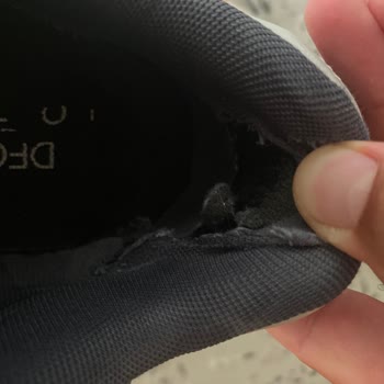 Adidas Ürünümün İncelemesi Beklenenden Hızlı Ve Yüzeysel Yapıldı