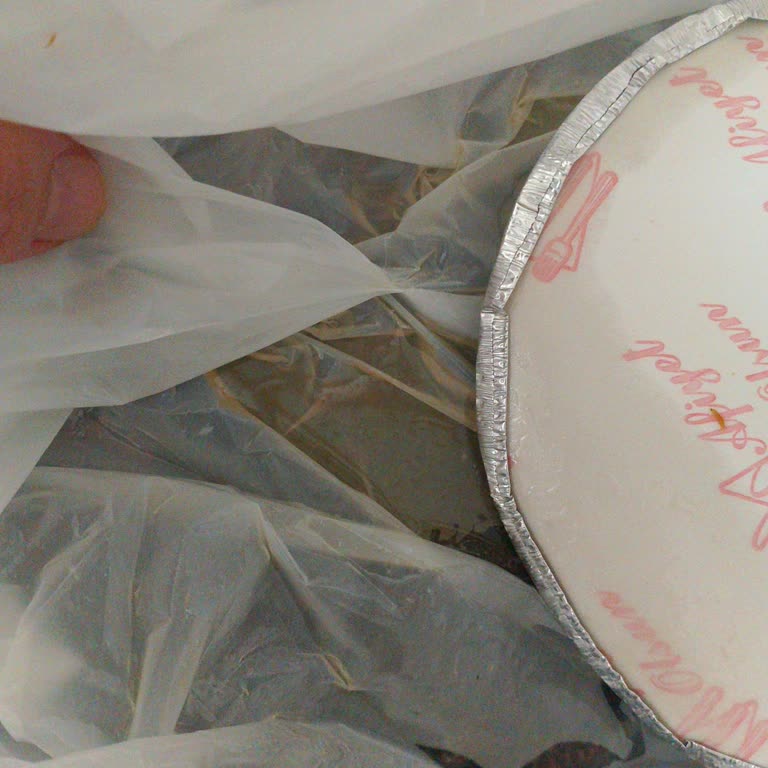 Künefe Siparişim Yine Sorunlu Geldi, İade Talep Ediyorum