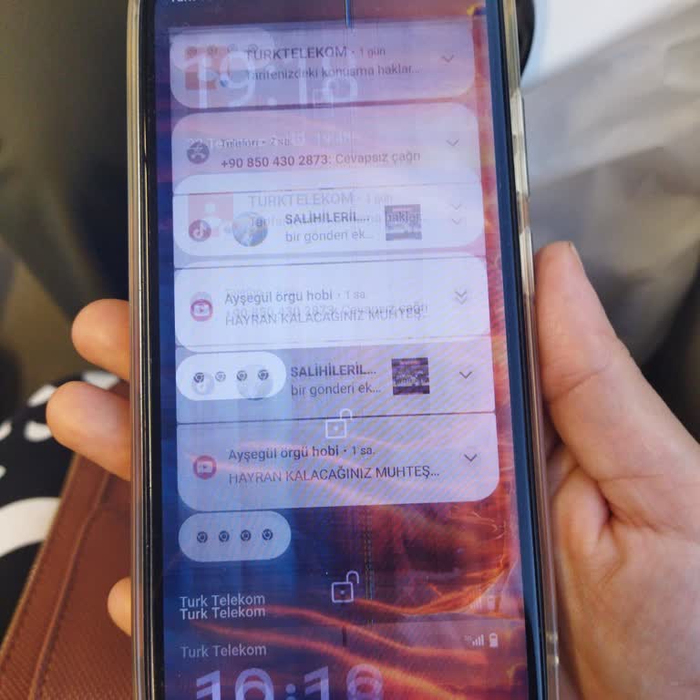 Reeder Garantiye Gönderdiğim Telefona Yüksek Ekran Ücreti Ve İlgisiz Müşteri Hizmeti
