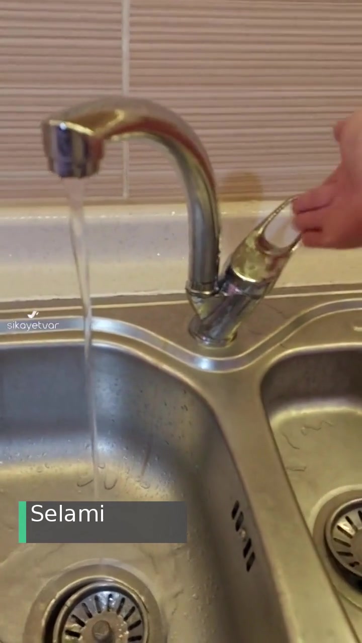 Kahramanmaraş Büyükşehir Belediyesi KASKİ Su Az Geldiği İçin Şikayetçiyim! videonun kapak resmi