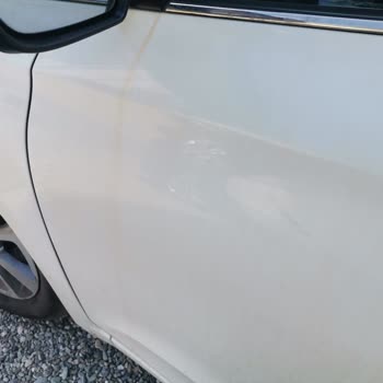 Beton Ve Harç Sökücü Aracımda Kalıcı Sararmalara Yol Açtı