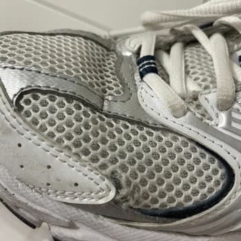 New Balance Az Kullanılan Ayakkabılarda Erken Hasar Ve İade Sorunu